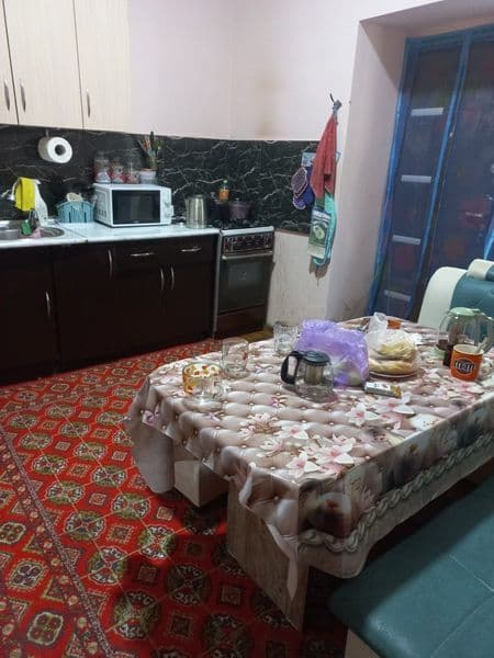 Сдам комнату девочке сама хозяйка квартиры живу в другой ком