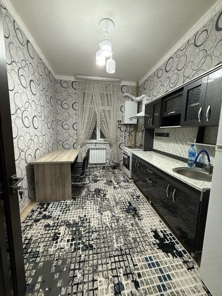 Новостройка 2 комнатная <br />
2 этаж <br />
Все есть <br />