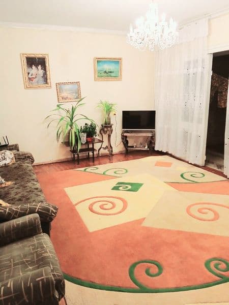 Yaxshi ozada qizlarni kvartiga qoyamiz student qizlarni 1 mi — фото 2