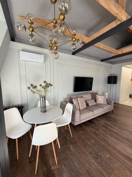 К вашему вниманию рады представить 2х комнатную квартиру на 