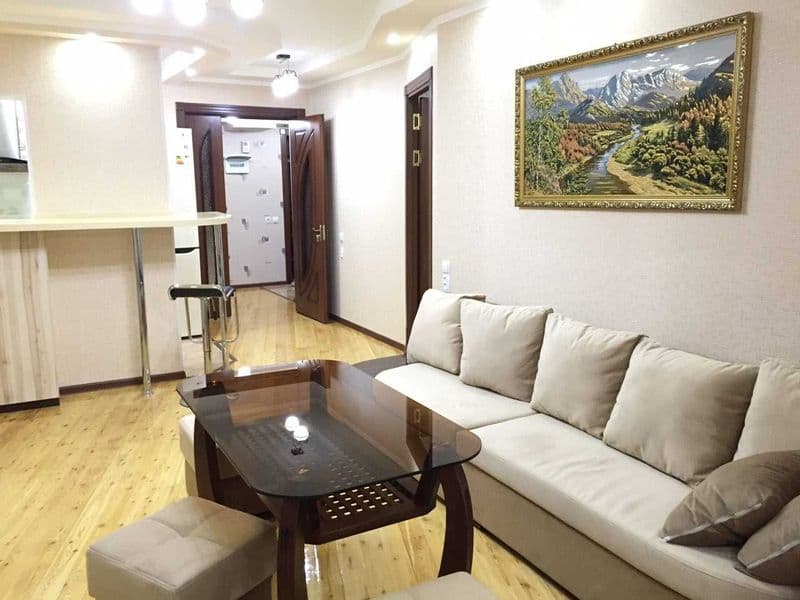 Сдается квартира на Ц2 !$<br />
#Ориентир - Детский Мир<br /