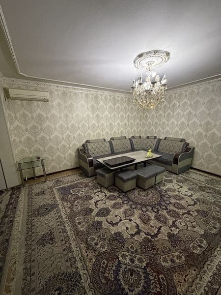 Chorsuda joylashgan kvartira arendaga beriladi hamma jihoz v