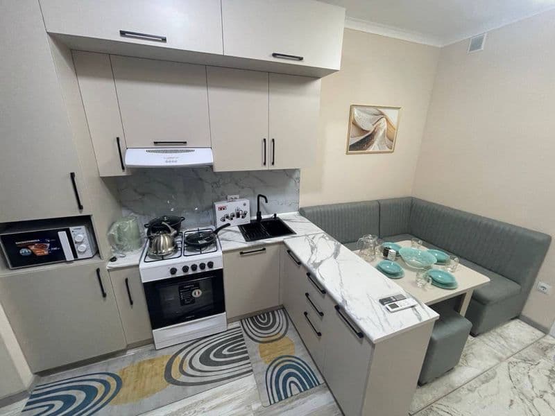 ID 2243<br />
<br />
Сдается упакованная квартира. Рядом ест