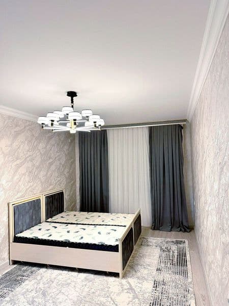 Учтепа тумани Фарход бозори ёнида тартибли инсонларга кварти