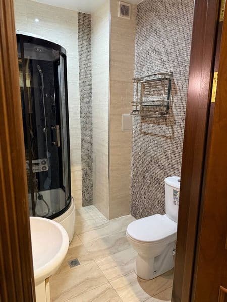 4-х комнатая квартира <br />
165 квадратных метров <br />
2  — фото 5