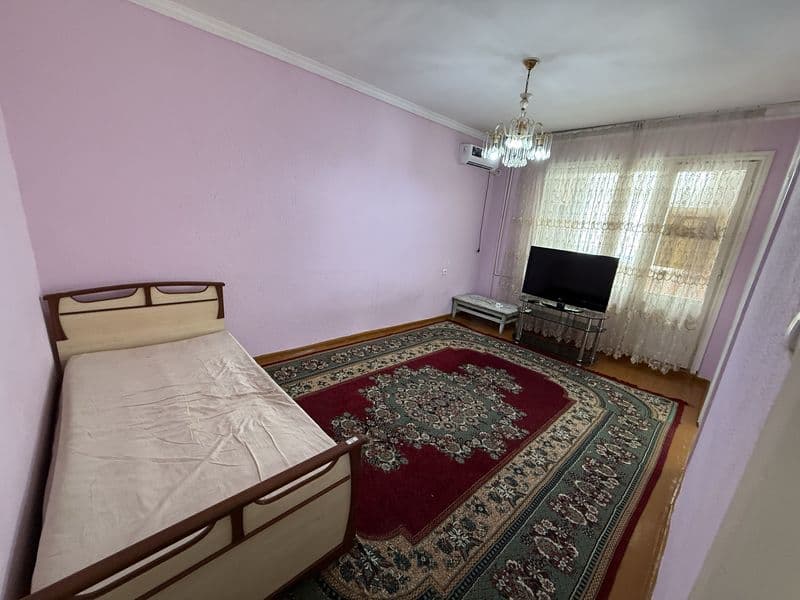 Сдаётся квартира Яшнабад Кадешва рынок 151-школа двухкомнатн