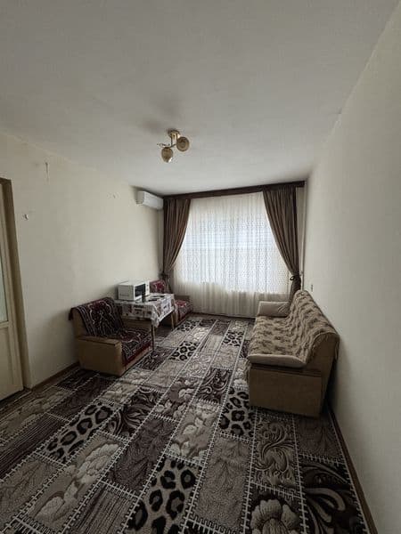 Район - Алмазарский<br />
Ориентир - Жомий<br />
Комнат - 1х