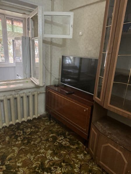 Qora Qamish 1/2 1xona arenda oulaga 250$ uzo mudatga 2 etaj 