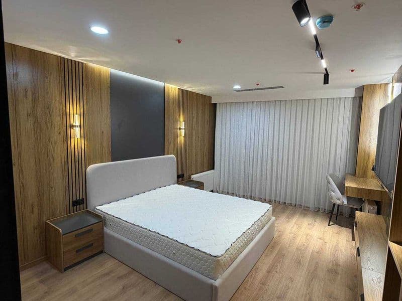 Сдаётся квартира <br />
3х комнатная с ремонтом мебелью и те — фото 3