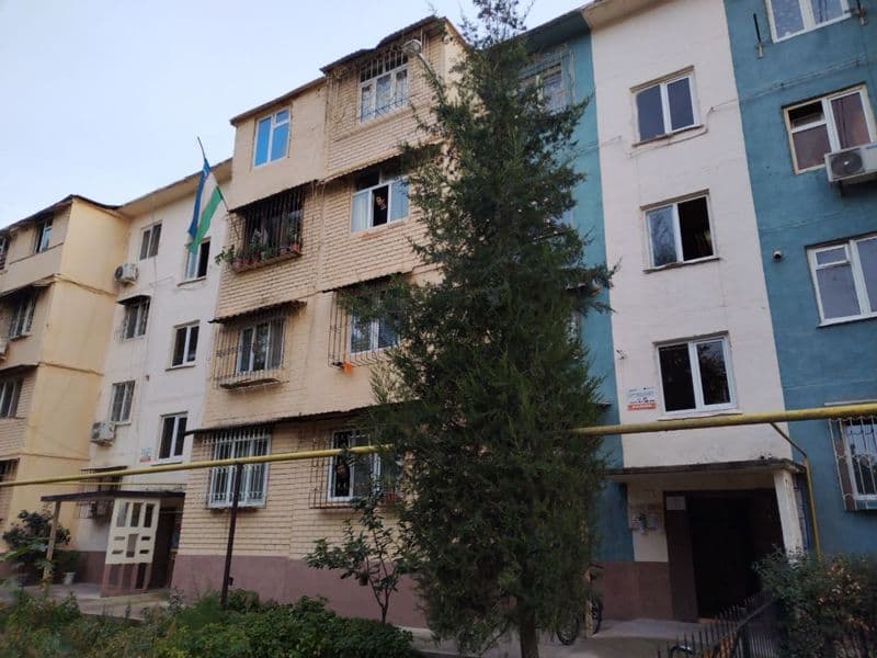 Arendaga qoyamiz 2 xona 50 kv Uchtepa 22kvartal orintir ucht