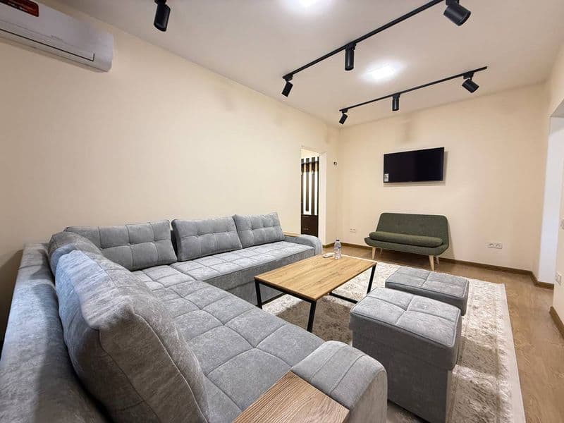 Аренда <br />
<br />
1/1/4 Буюк Ипак Йули<br />
Ориентир дип