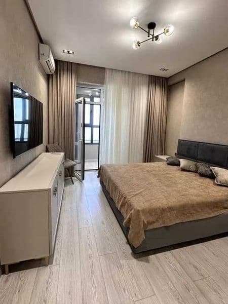 Сдаётся шикарная 2х комнатная квартира на 3 этаже в ( В Цент