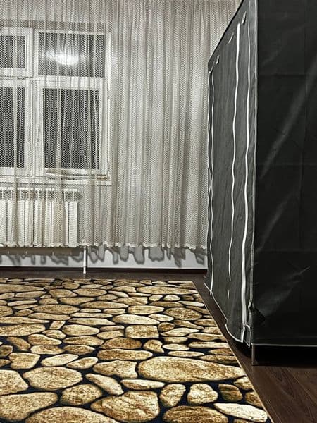 Yashnobod tumani Olmos metro bekatida ishlidigan  yoki oqidi