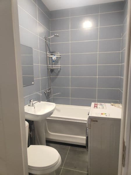 Сдаётся квартира на Махтумкули <br />
Все условия есть <br / — фото 5