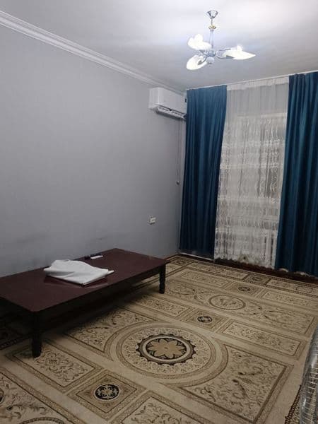 Юнусабад 11 кварталда Мегапланет олдида 2 хона уй оилага ижа