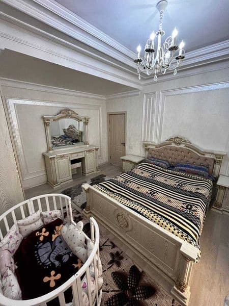 Район: Юнусабадский<br />
Адрес: Xон сарой<br />
<br />
Комн — фото 2