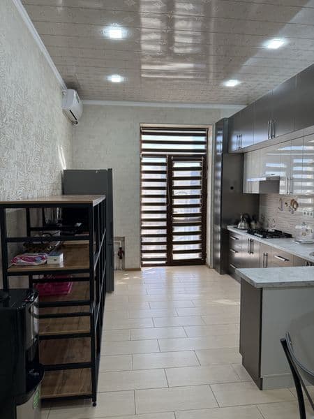 Сдаётся 3-комнатная квартира с евроремонтом — ЖК “ VEK “<br  — фото 2