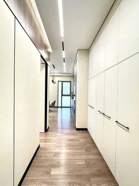 Район: Мирабадский<br />
Адрес: метро Айбек<br />
<br />
Ком — фото 5