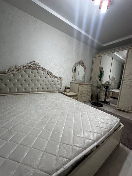 Срочно здайотса квартира <br />
Яшнабатиски район махтумку <