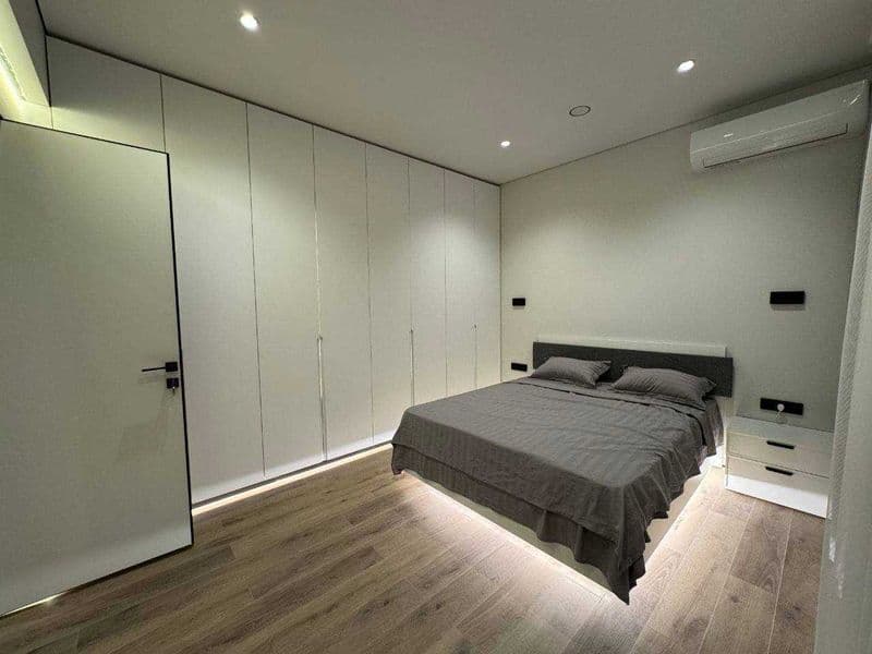 Район: Яккасарайский<br />
Адрес: ЖК ‘’White House ’’<br />
