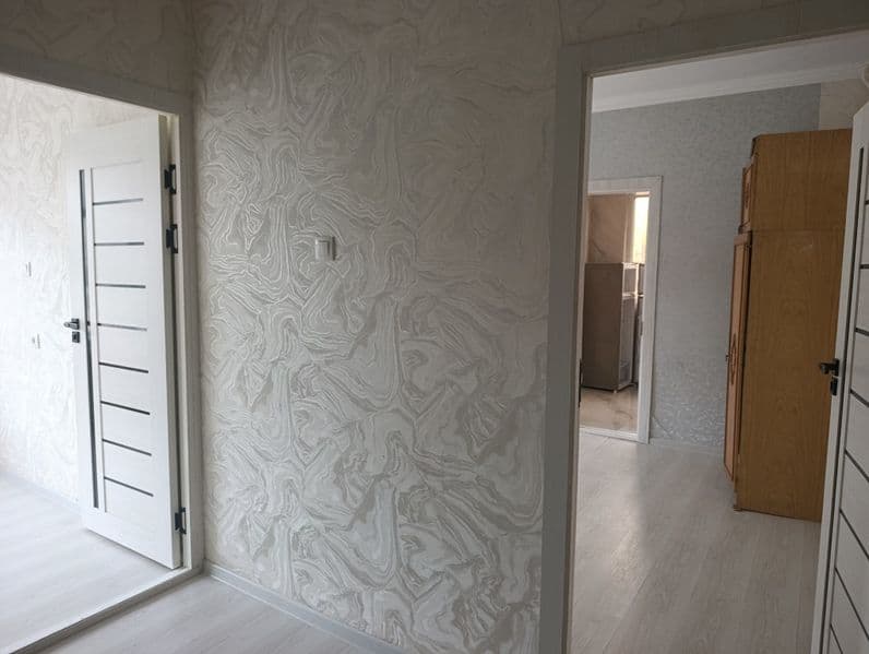 1 xonaliy 1 etaj Srochna arendaga beriladi tansixboyiv 2 da 