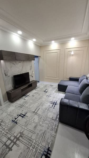 Аренда - Вторичный фонд <br />
Район - Чиланзар 3<br />
Орен