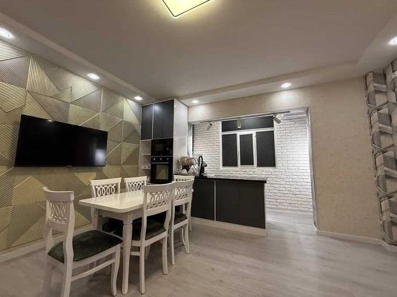 Район: Мирзо-Улугбек<br />
Адрес: Метро Минор<br />
<br />
К