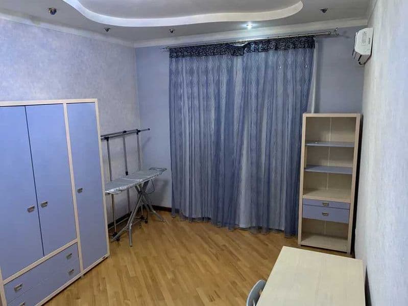 3 санузла<br />
- балкон<br />
- обставлена мебелью и бытово — фото 3