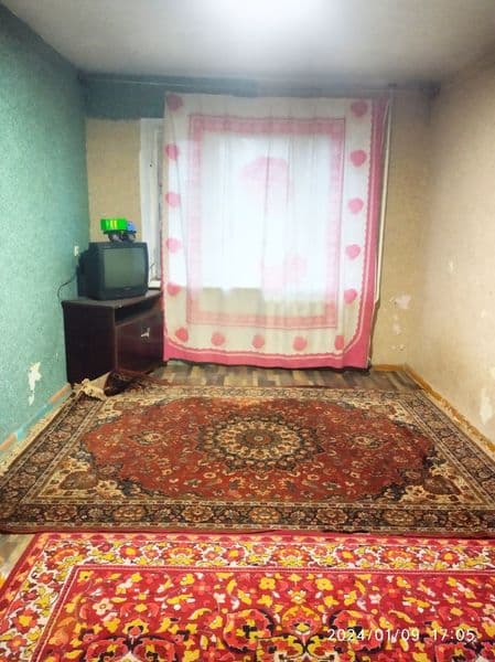 Чилонзор Мирзо ул метро <br />
5 минут студент болар ва кизл