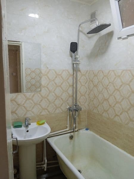 Чистая, без бытовой техники. Стоимость аренды – 400 у.е. Дог — фото 4