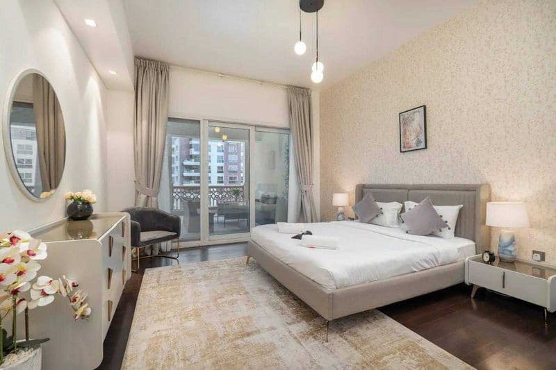 2 комнатную квартиру на 7 этаже,<br />
В квартире есть все н