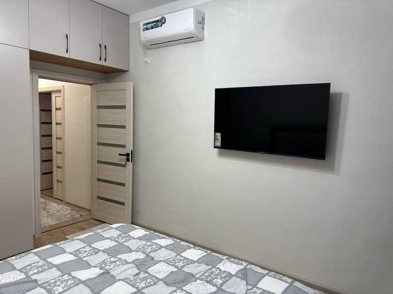 Сдаётся шикарная 2-комнатная квартира в Новостройка<br />
<b — фото 3