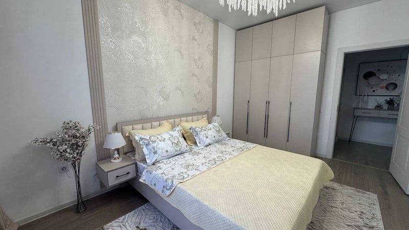 • Tuman: Yashnobod<br />
• Manzil: Assalom Sohil<br />
• Mo'