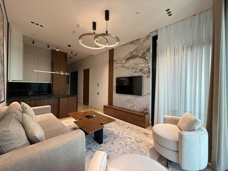 Район: Шайхантахурский<br />
Адрес: Дружба Народов<br />
ЖК 