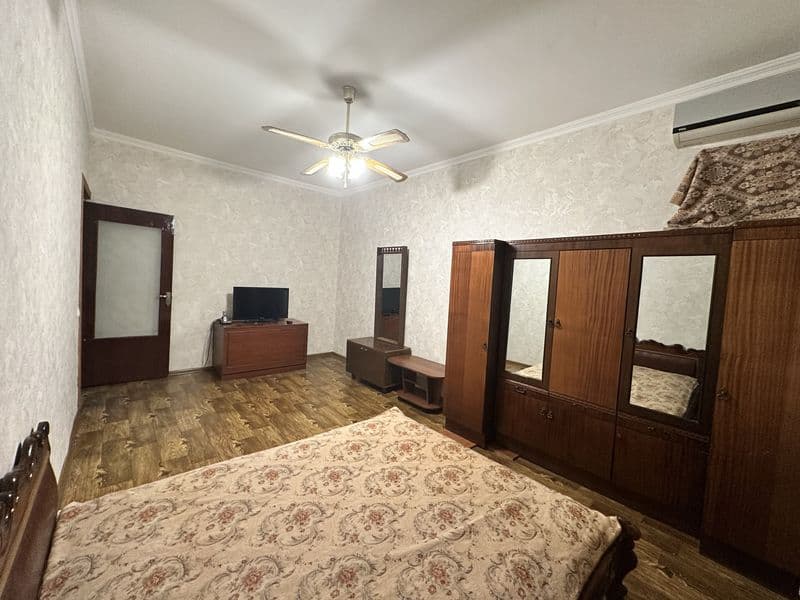 Сдается двухкомнатная квартира, чистая, со всеми удобствами,