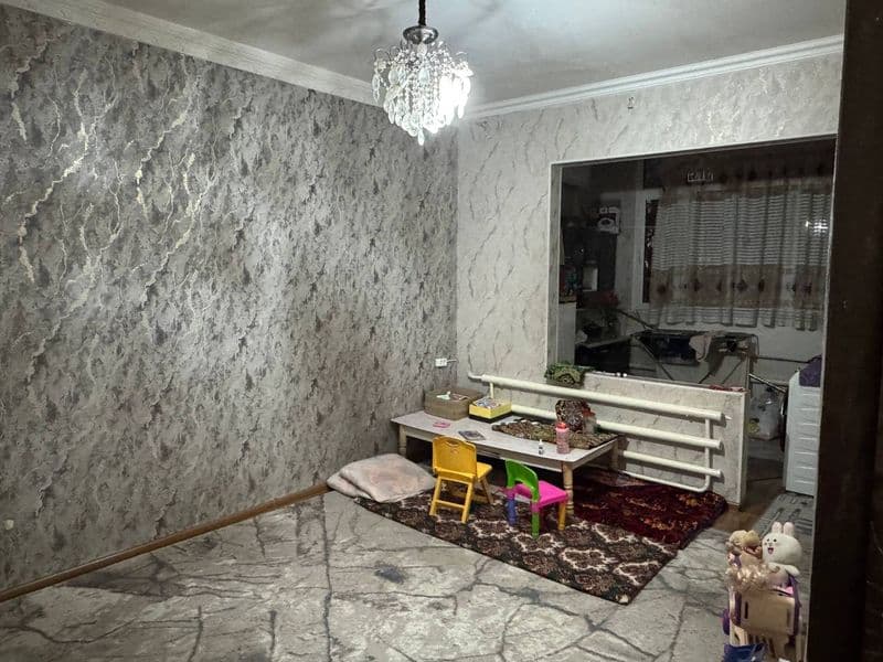 Чилонзор 14 квартал  <br />
Йул юзида жойлашган <br />
2/2/4 — фото 2