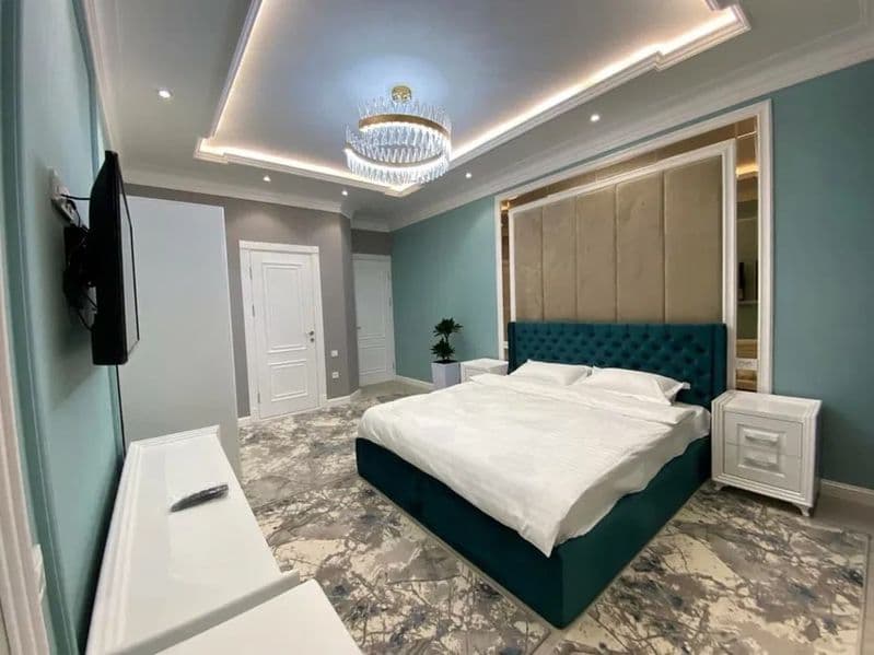 Мирабадский район <br />
Гостиница Россия<br />
Вторичка<br 