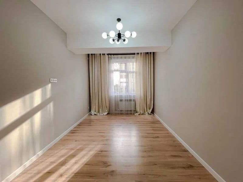 Новостройка кирпич<br />
План раздельная<br />
Ремонт авторс — фото 3