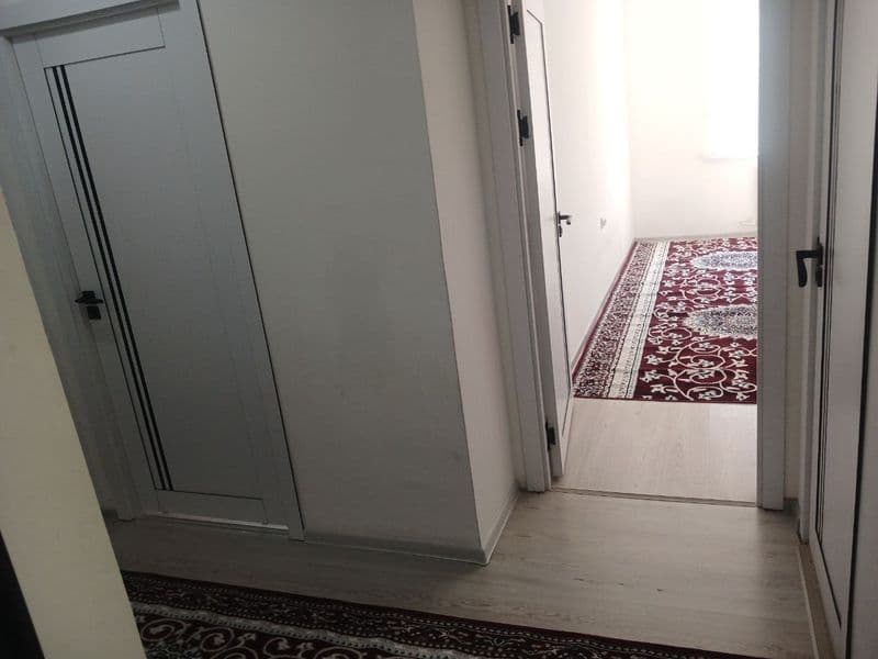 1 хонали 40 м².  8 - этаж. Шароитларини келишамиз.  5-метро  — фото 3