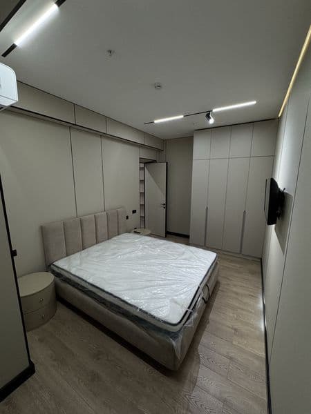 Комнат: 2  <br />
Этаж : 5 <br />
Этажность: 27<br />
Обшая  — фото 4