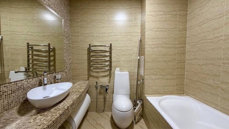 Полностью укомплектованная мебелью и техникой, с новым ремон — фото 5