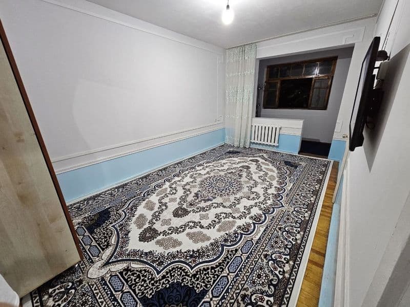 1 yoki 2 ta ògil bolaga  sherikchilikka bir xonali kvartira.