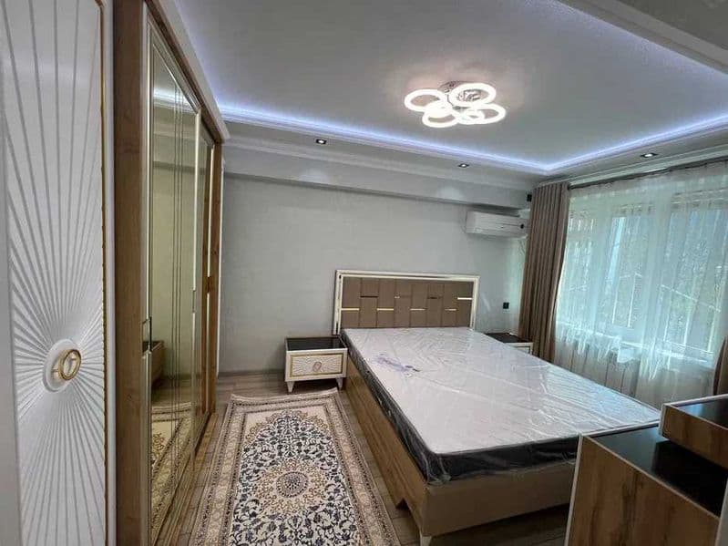 Район: Юнусабадский<br />
Адрес: Ц4 Алайский базар <br />
<b — фото 2