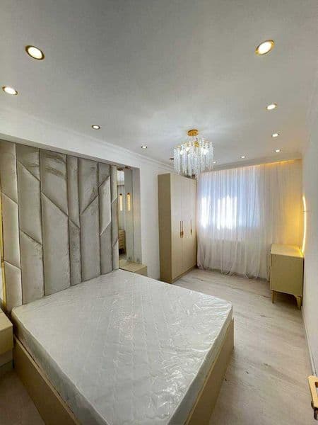 Район: Мирабадский<br />
Адрес: Нукус<br />
Ориентир: Госпит