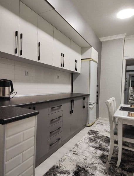 Novza metrosi yonida korzinkani protividagi domga Srochna oq