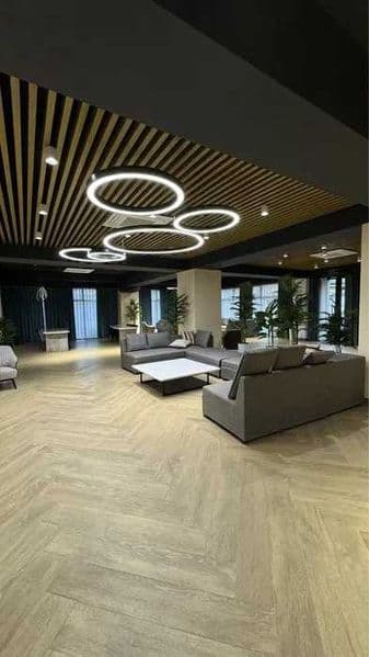 Район: Мирзо-Улугбек<br />
Адрес: Новостройка Тиара<br />
<b