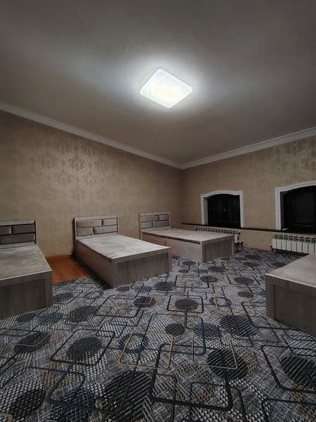 Yakkasaroyda hostel sharoitida oylik tolovga oqiydigan va is — фото 4