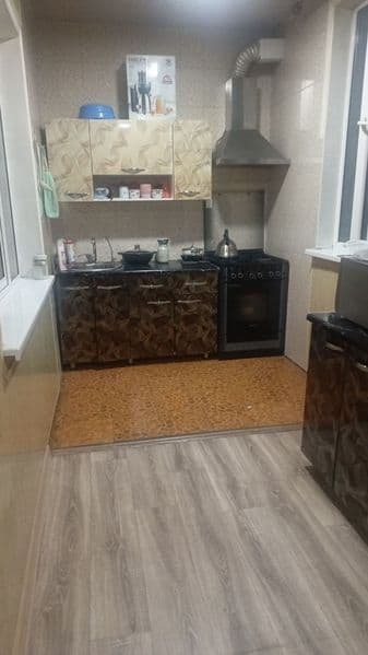 Shayhontohur tumani Moljal, Chorsu metrosi Chorsu bozoriga p