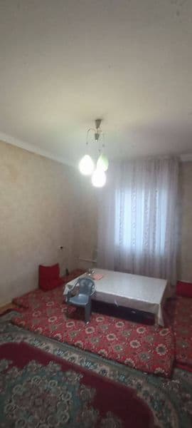 Аренда Квартиры :<br />
Комнат : 1<br />
Этаж : 5<br />
Этаж