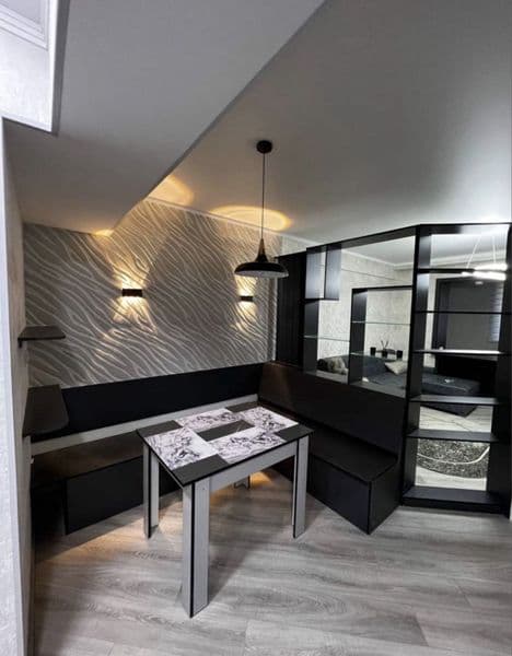 Срочно сдается квартира на Юнусабаде 2 квартал 1 комнатная. 